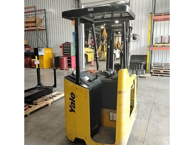 ESC040AD