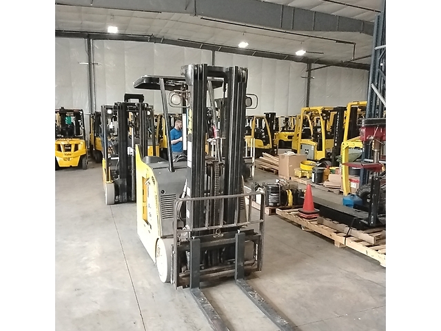 ESC040AD