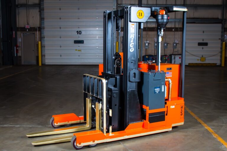 EX Reach & Straddle Forklift Series
